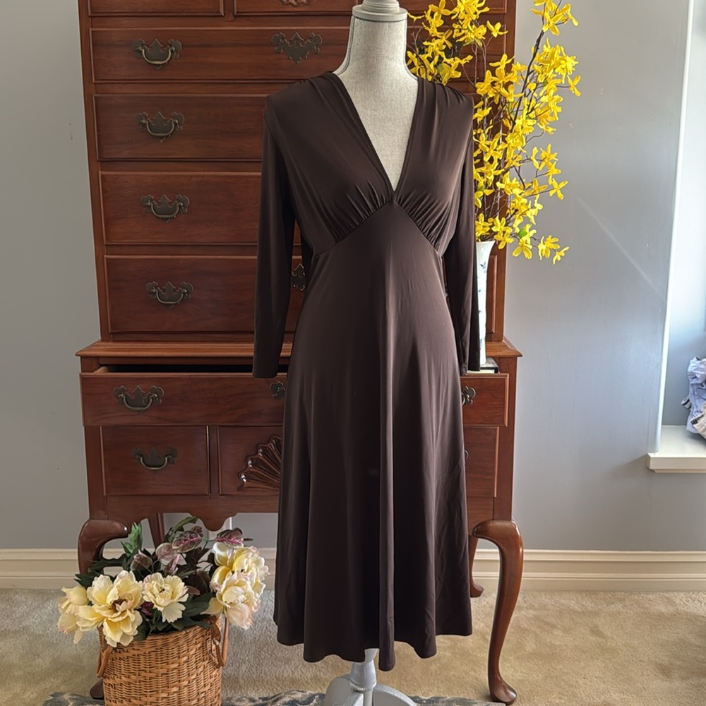 Maggy London Matte Jersey Dress Dark Brown Size 10 - Picture 9 of 9